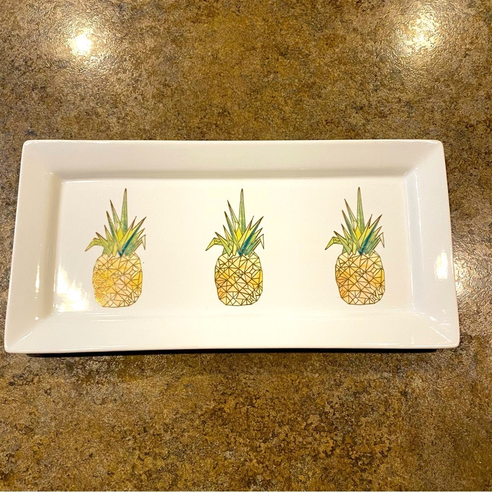 Pineapple Printed Serving Party Appetizer Hors d'oeuvres Platter Tray Gold Trim